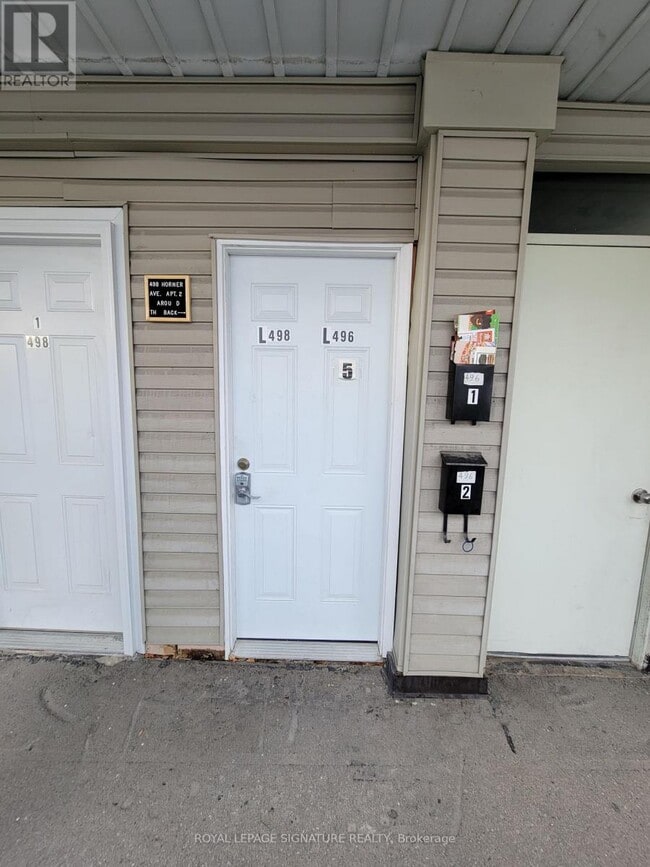 Building Photo - 498 Horner Ave
