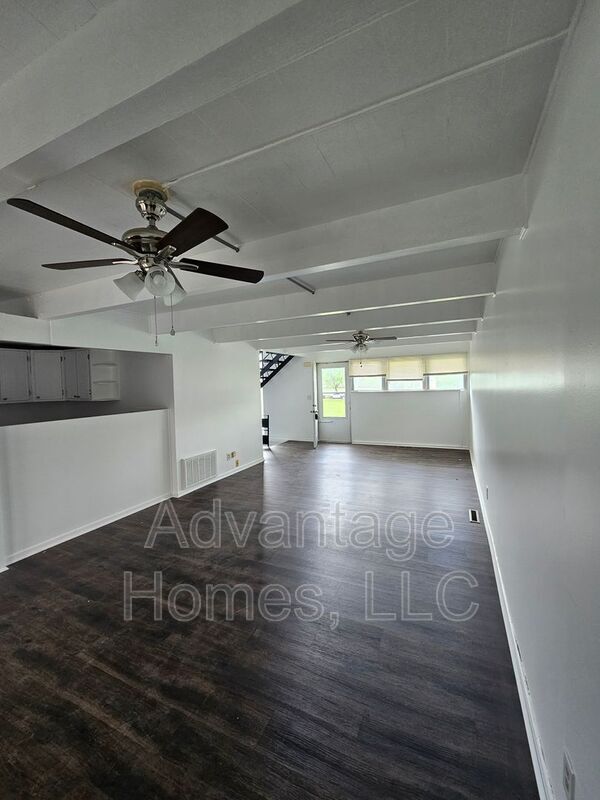 Foto del edificio - 829 N 70th Terrace