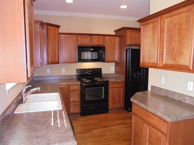 Building Photo - 6836 Harvest Grove Lane