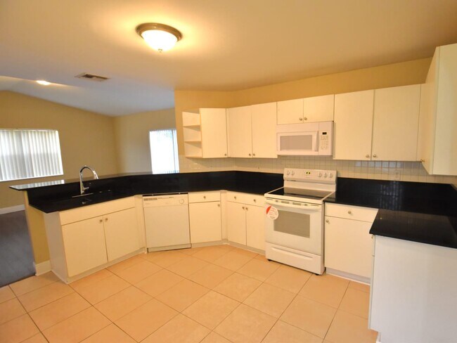 Building Photo - 210 NW 107th Ave