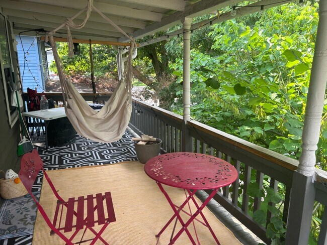 Foto del edificio - 410 Cascadilla St