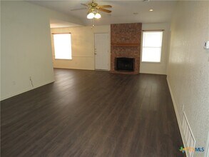 Building Photo - 2706 David Dr