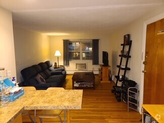 Building Photo - 15 Commonwealth Ct