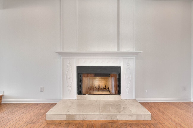 Building Photo - 4172 Ellenita Ave
