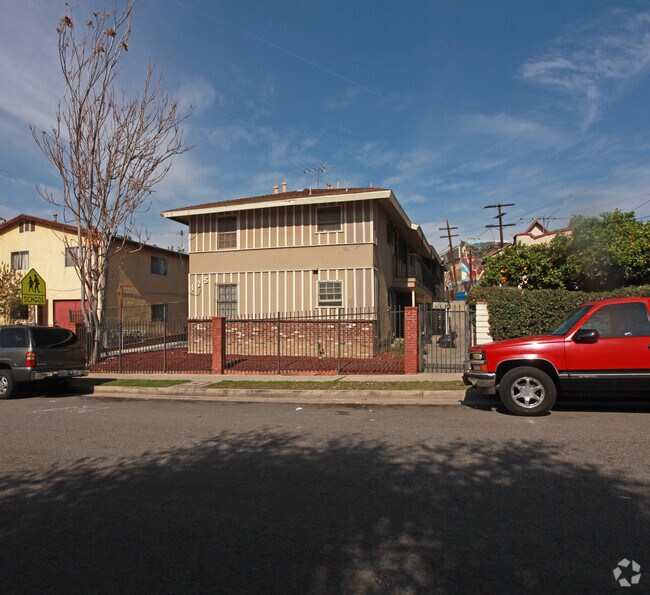 Building Photo - 125 S Union Pl