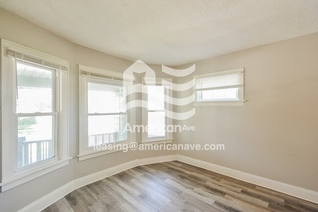 Building Photo - 3852 N 28th St