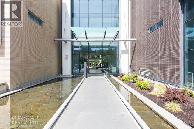 Building Photo - 6461 Telford Ave