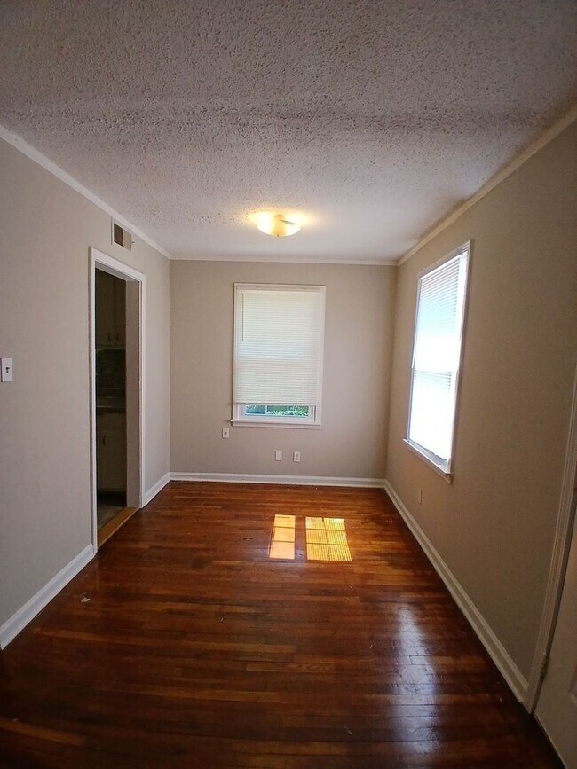 Foto del edificio - Newly Renovated Duplex in Hayden Place