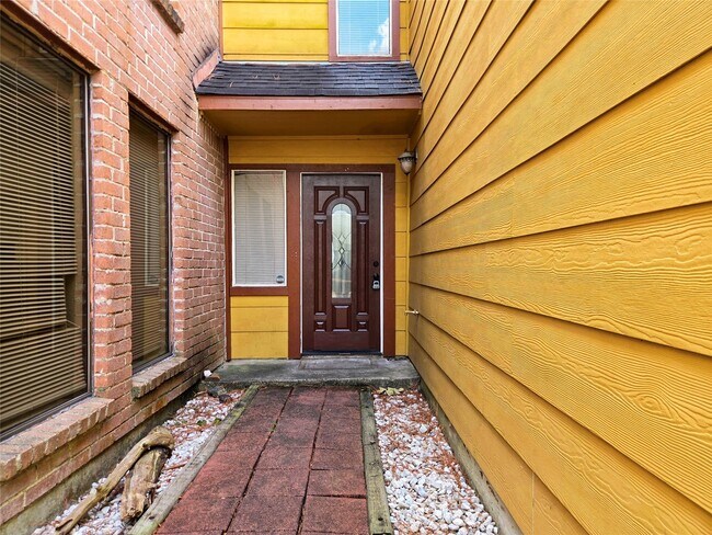 Building Photo - 4429 W Cypress Villas Dr