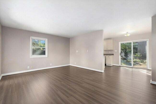 Foto del edificio - 16340 S McGrath Dr