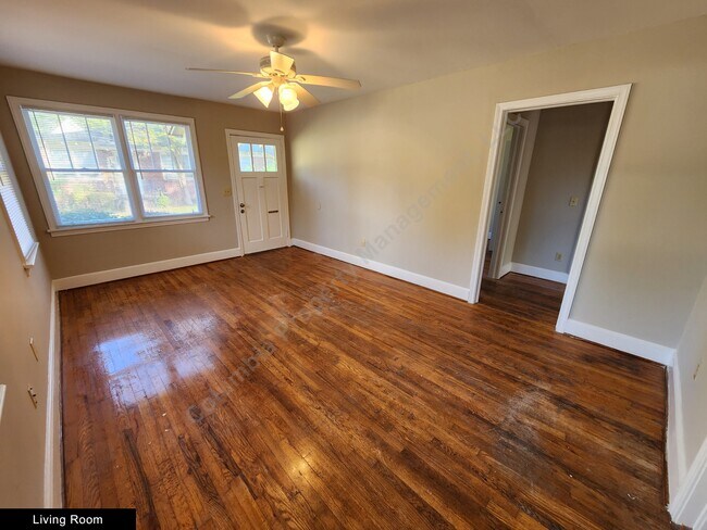 Foto del edificio - 504 Maple St