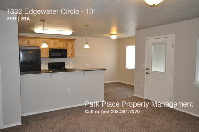 Building Photo - 1332 S Edgewater Cir