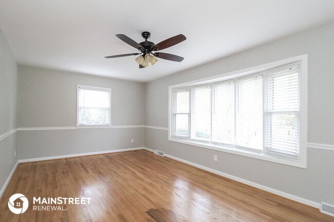 Building Photo - 208 Foxcroft Dr