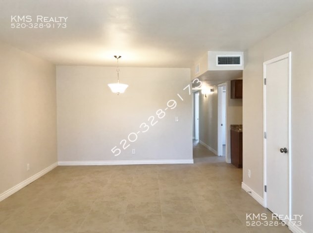 Foto principal - 702 W Glenn St