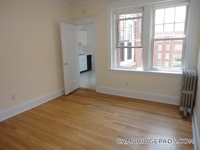Building Photo - 24 Chauncy St