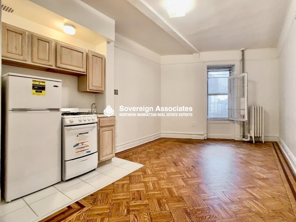 Primary Photo - 936 W End Ave