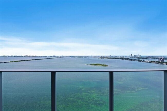 Photo - 700 NE 24th St Apartment