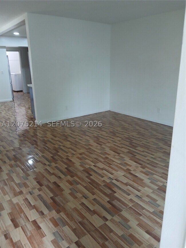 Foto del edificio - 539 S Rainbow Dr