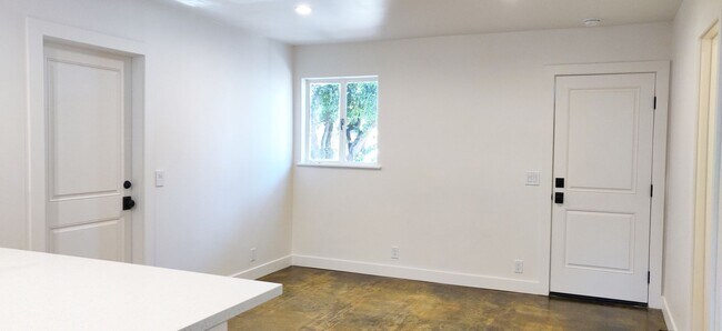 Building Photo - 223 S Padre Juan Ave