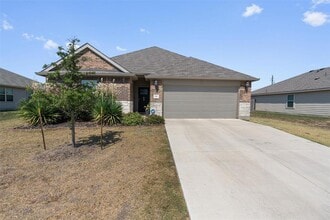 Building Photo - 522 Hendelson Ln