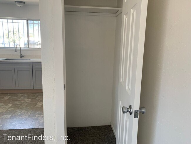 Foto del edificio - 1 br, 1 bath House - 44 North Broadway D
