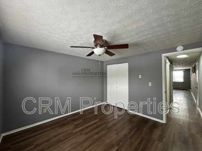 Foto del edificio - 1330 S Jay St