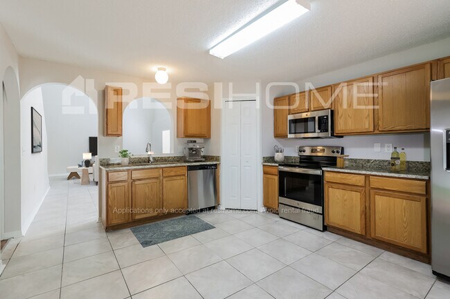 Foto del edificio - 2328 Whispering Trails Pl