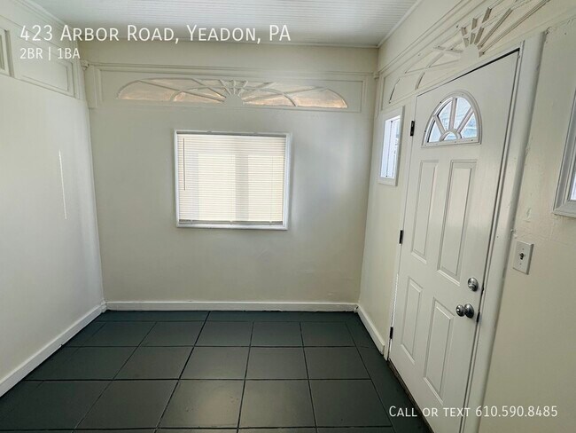 Foto del edificio - 423 Arbor Rd