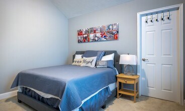 Building Photo - 4523 Matagorda Lakes Dr