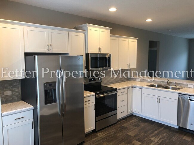 Building Photo - Northside 3 Bedroom 2 Bath Ready for you T...