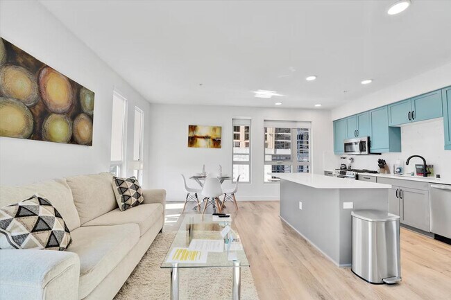 Foto del edificio - 3798 7th Ave