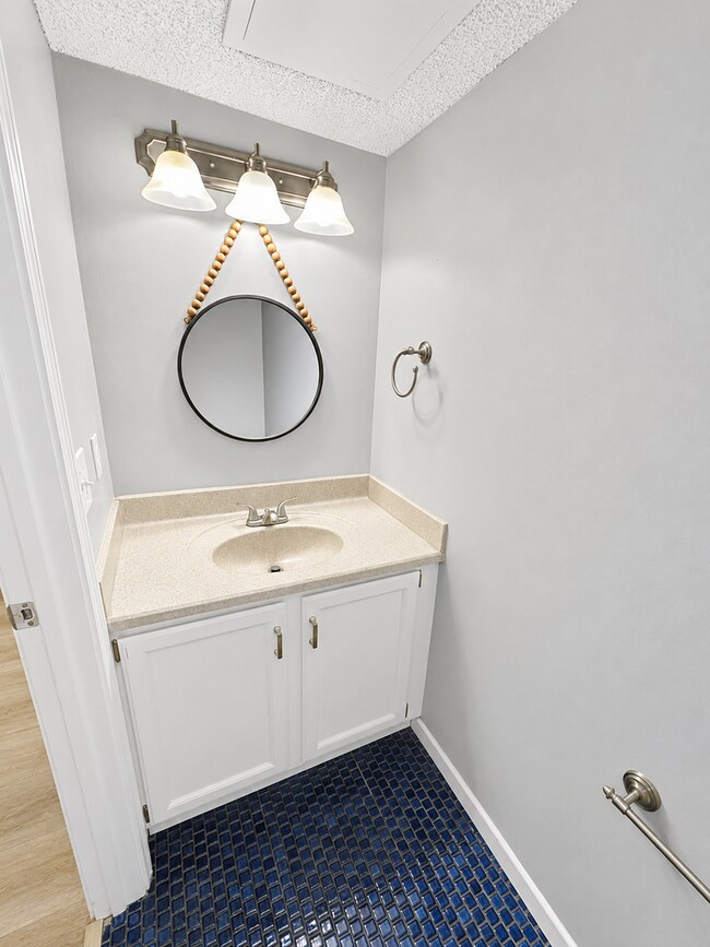 Foto del edificio - 13459 Zenith Ln