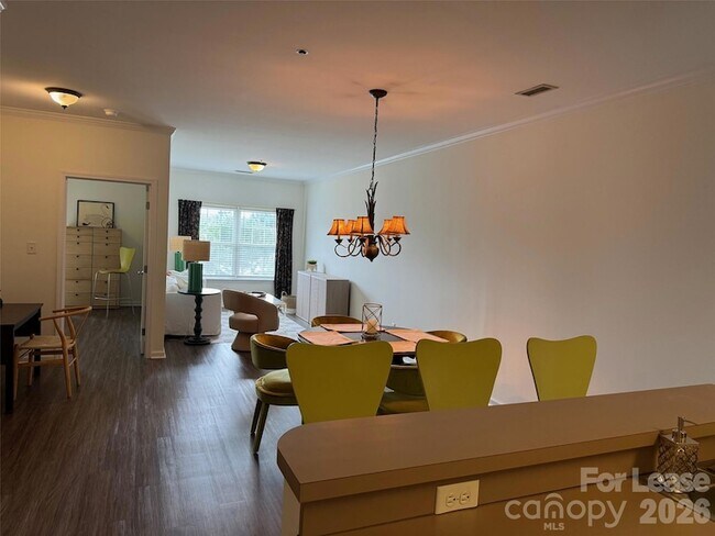 Foto del edificio - 1410 4th St Dr NW