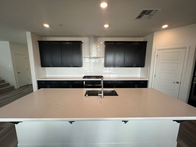 Foto del edificio - Beautiful Northlake Property Next to Park
