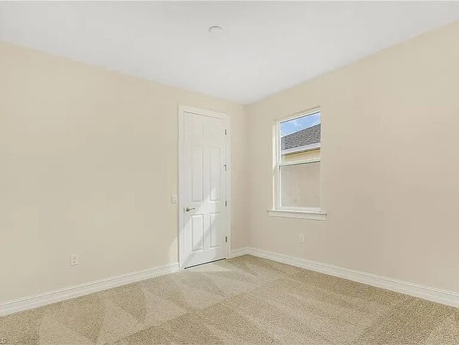 Building Photo - 891 Stonewater Lake Ter