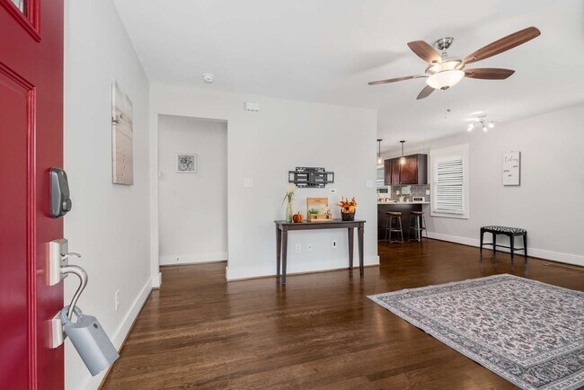 Foto del edificio - 2046 Settle Cir SE