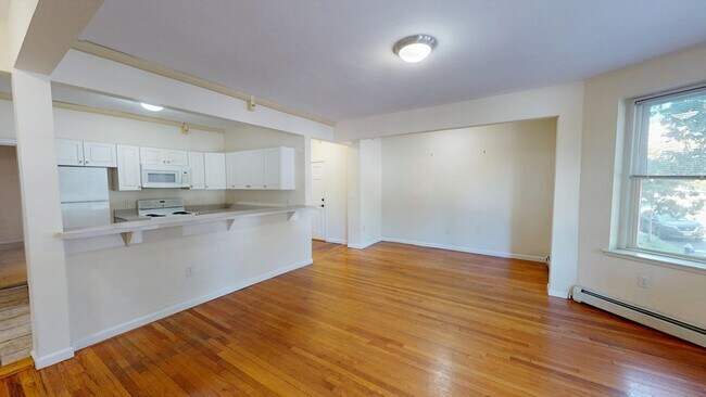 Foto del edificio - 1405 Beacon St