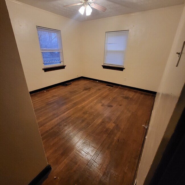 Foto del edificio - 2671 N Main St