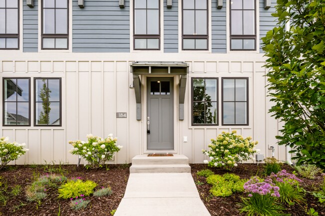 Building Photo - 176 Mariners Cove