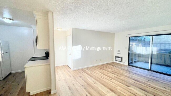 Foto del edificio - Walnut Creek! Beautiful remodeled 1 bedroom 1 bath location near John Muir Hospital and Heather F...