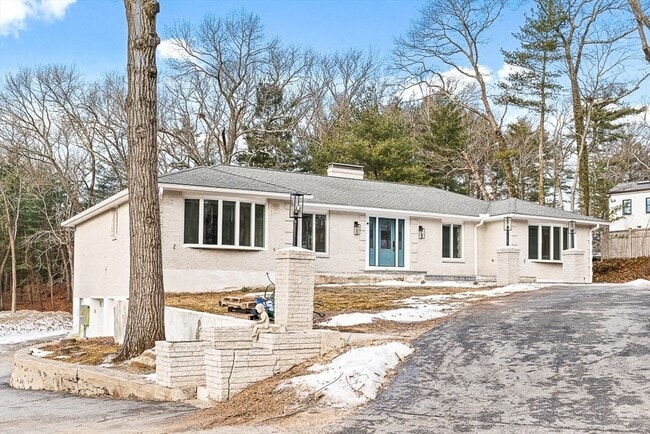 Building Photo - 23 Olde Village Dr