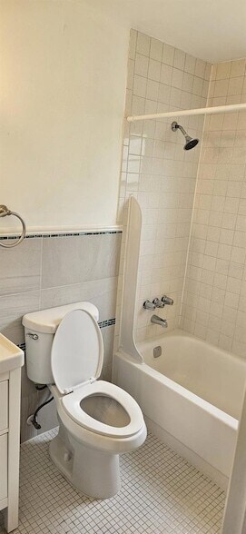 Foto principal - 1548 SE 27th St