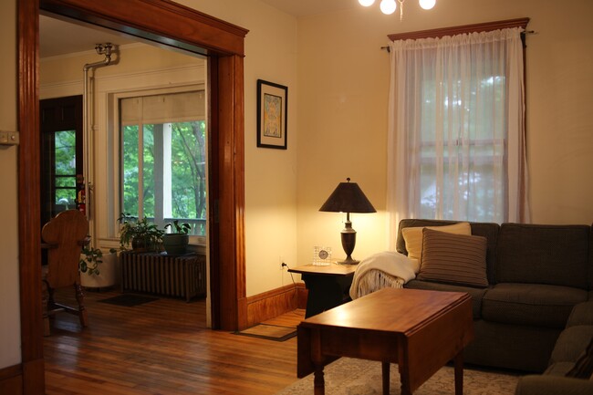 Foto del edificio - 36 Highland Ave