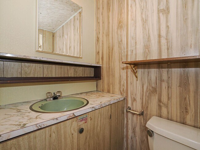 Foto del edificio - 785 N 500 W