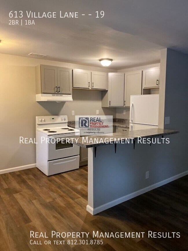 Foto del edificio - 613 Village Ln