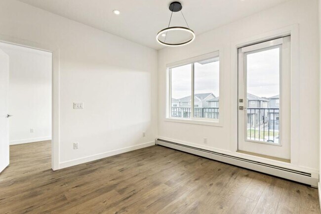 Photo du bâtiment - 2.0 bedroom in Calgary Alberta T2X 5X2