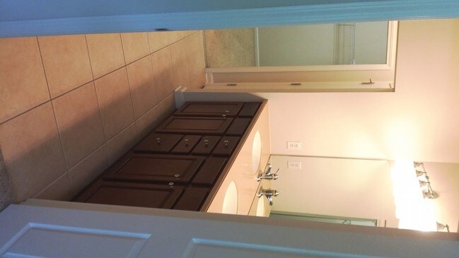 Foto del edificio - 115 Tidecrest Pky