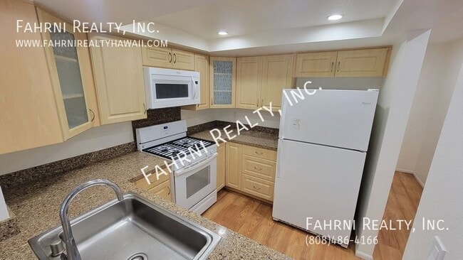 Building Photo - 98-111 Lania Way-