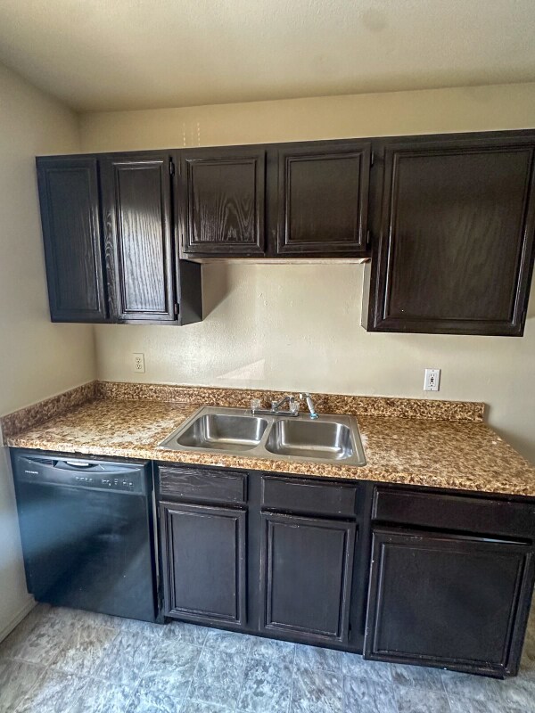 Foto del edificio - 1604 Windward Dr