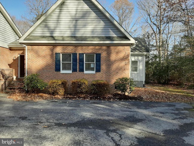 Building Photo - 7450 Sedwick Ct